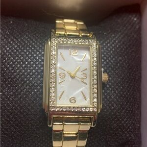 Elegant Gold Women's Watch